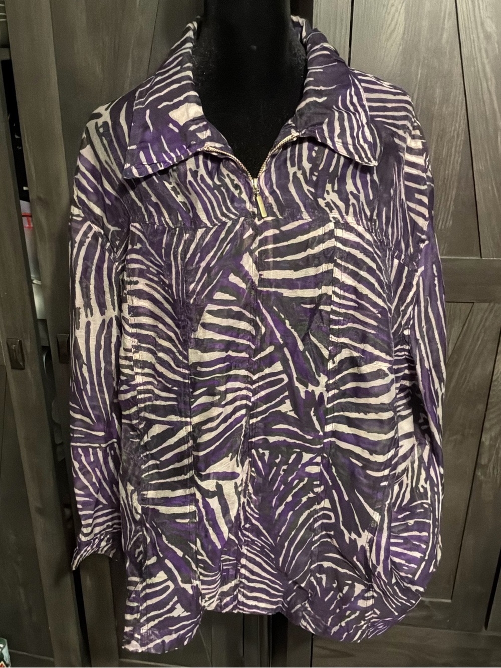 Ruby Rd. Purple and White Abstract Print Long Sleeve Button-Up